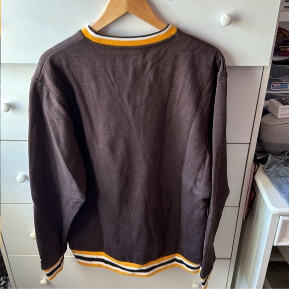 NWOT SAN DIEGO PADRES FLEECE CREWNECK - Picture 3 of 3